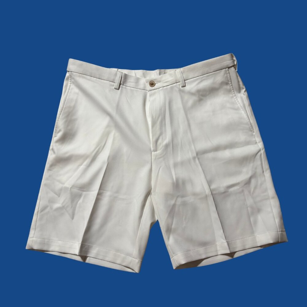 Brand New Haggar Men's Golf Shorts - Expandable Waist